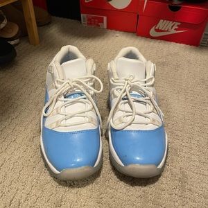 Jordan 11 Retro Low Columbia Blue (2001) 7Y